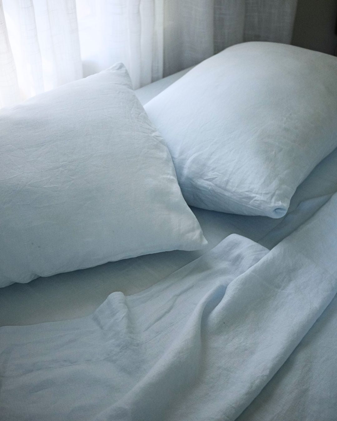 Linen Pillowcase Set in Sky