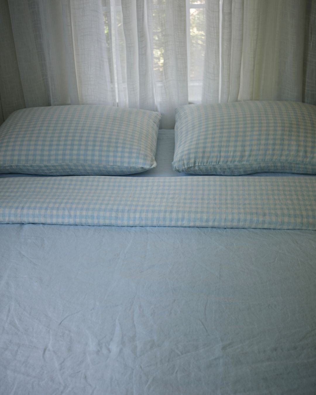 Double Sided Linen Duvet Cover in Sky / Sky Gingham