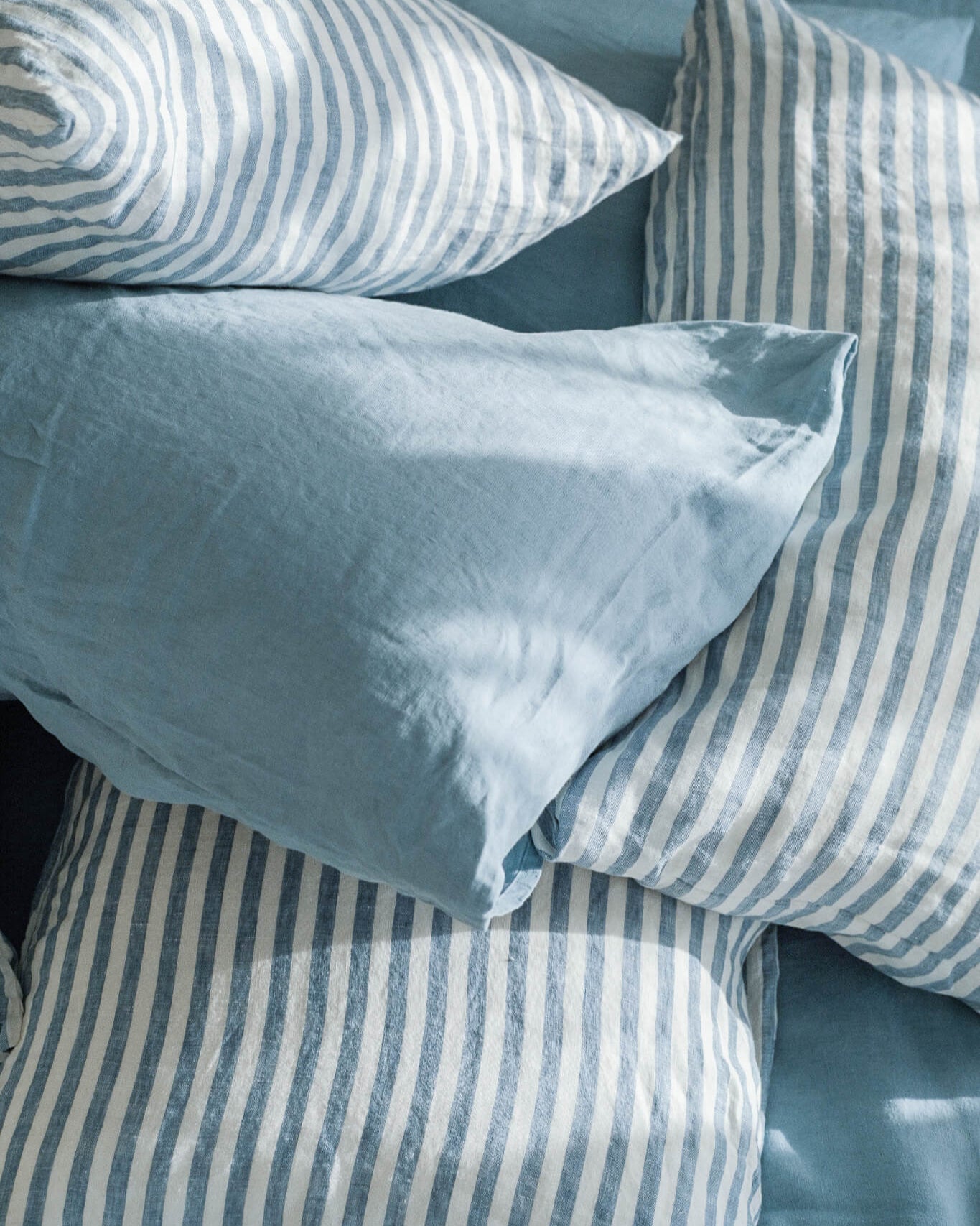 Linen Pillowcase Set in Mist Stripe