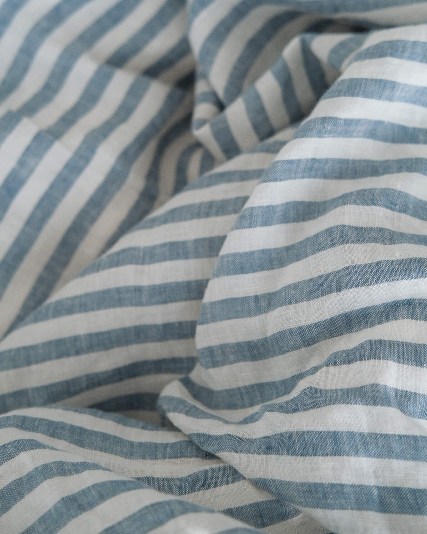 Double Sided Linen Duvet Cover in Mist / Mist Stripe