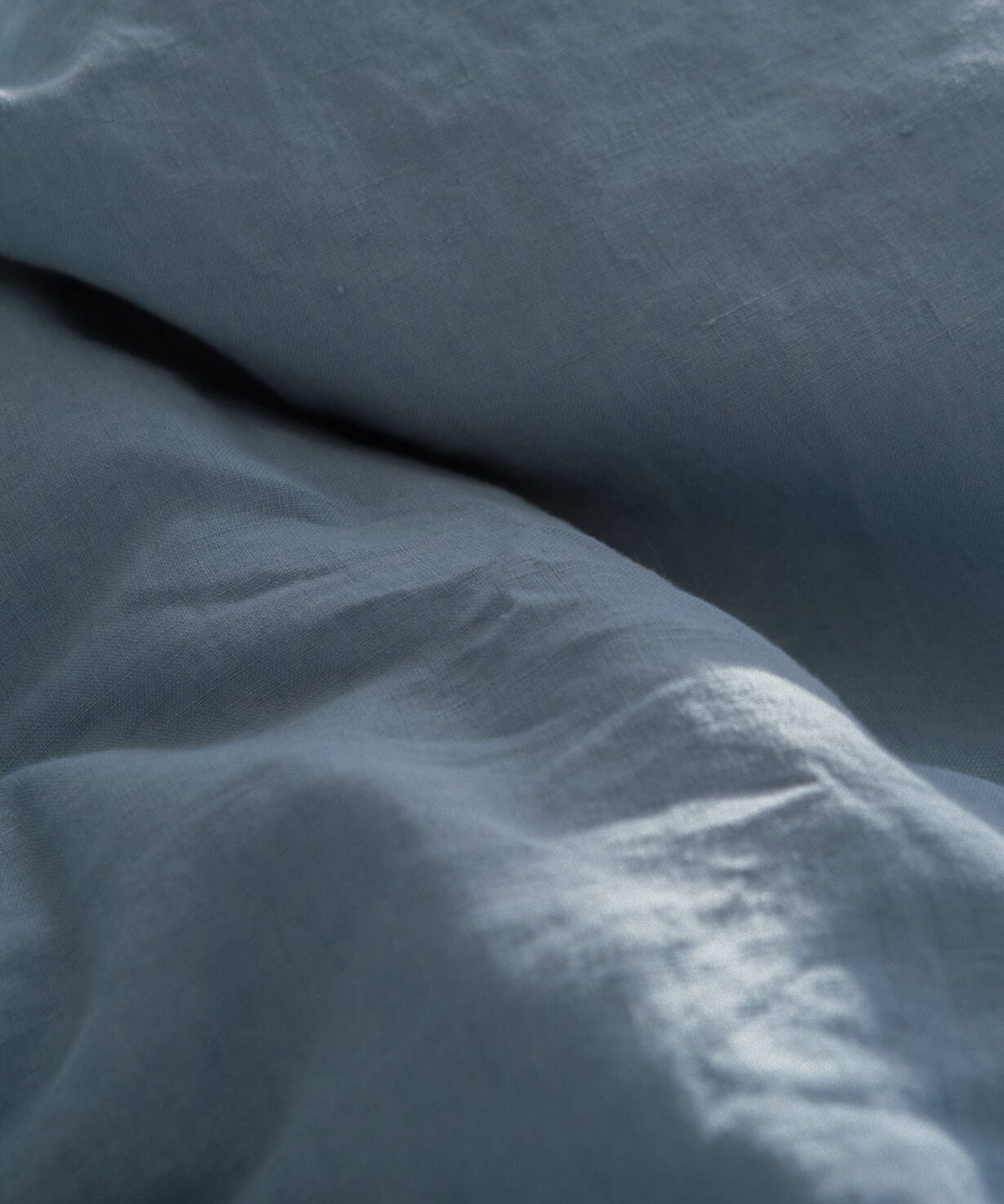 bluelinenduvetcover4_d66303b7-81f7-4ea6-bfa9-a5d6d814274b.jpg