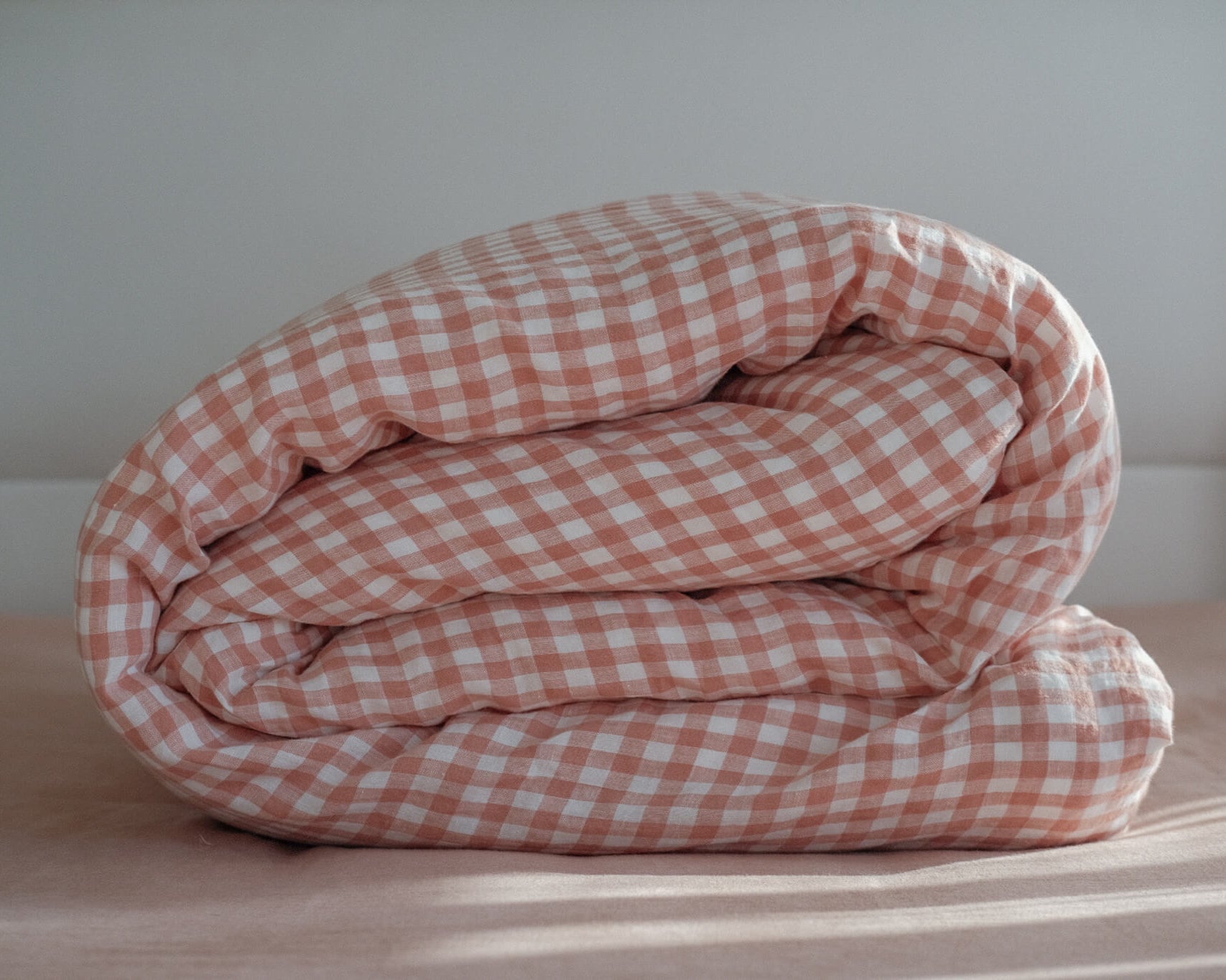 Double Sided Linen Duvet Cover in Pink Sand / Pink Sand Gingham